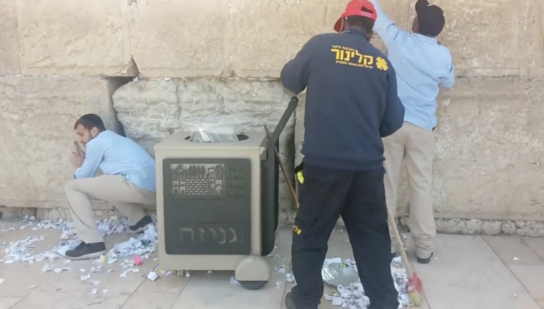 WATCH: Pesach Cleaning at the Kotel