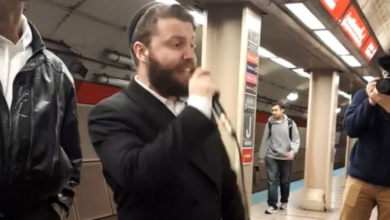Chassidic Rapper Amazes Crowd In Subway