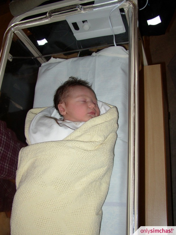 Birth  of  baby girl to Jessica (May) and Daniel Crespi