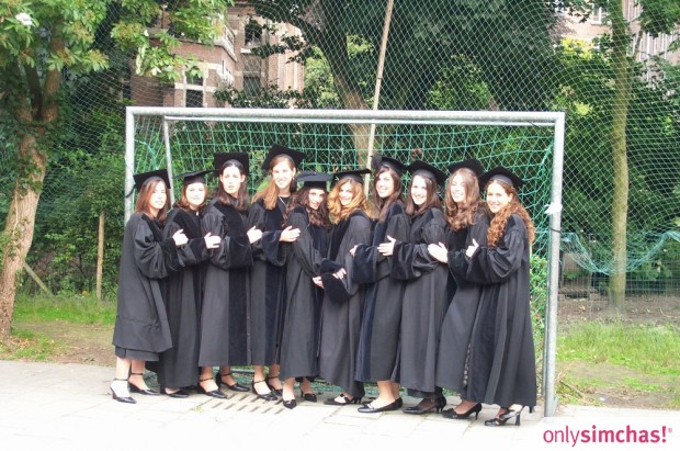 Graduation  of  Yavne-ULPENA girls! Class of 2004!