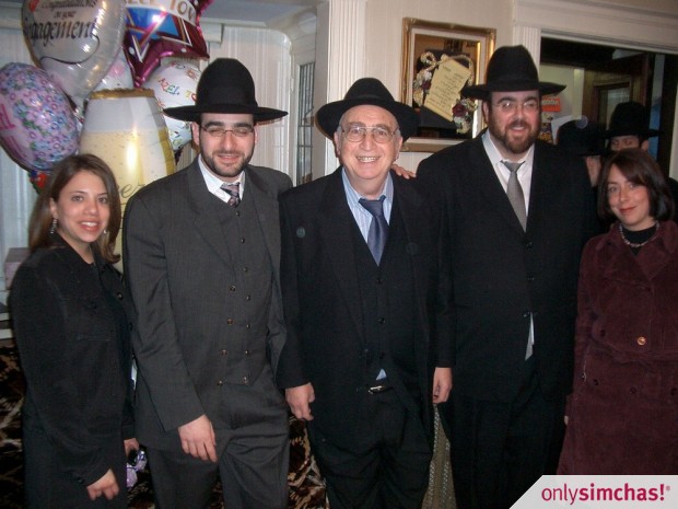 Engagement  of  Yitzy Bald & Nava Abramchik
