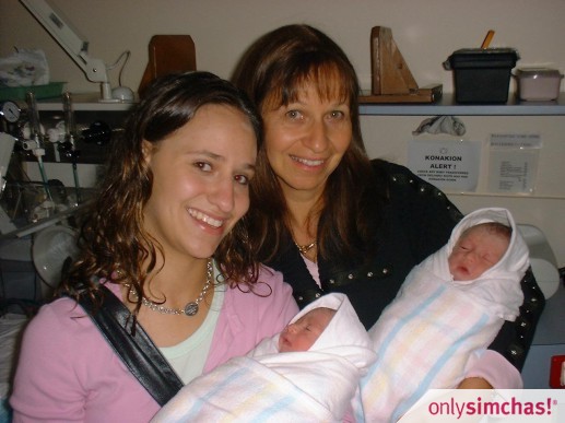 Birth  of  ELLA  & DALIA to Mindy & Yoni PALUCH (Rose)