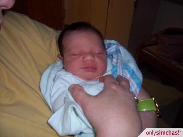 Birth  of  Baby Boy to Lanie (Lazerow) and Joel Carter