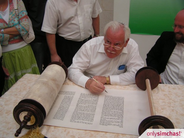 Torah Dedication  of  Milton Samet