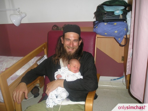 Birth  of  Elisha Binyamin Moshe To Avi  and Raizy Iskowitz(Gersh)