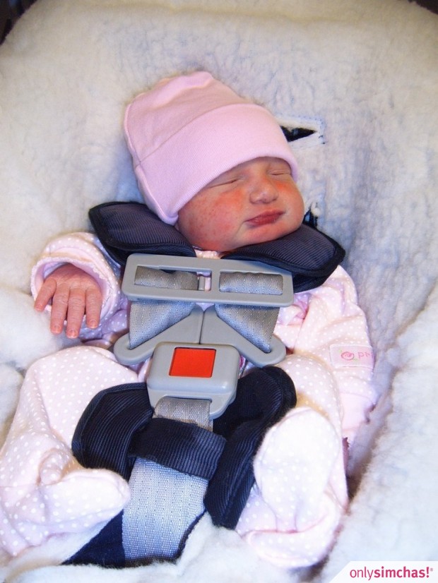 Birth  of  baby girl to Elana & Jonathan Gisser