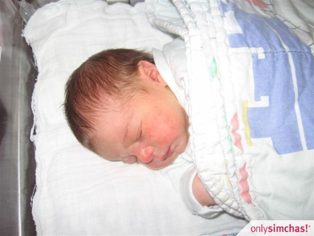 Birth  of  Baby Boy to Sara Bayla (Gross) and Eliezer Berman