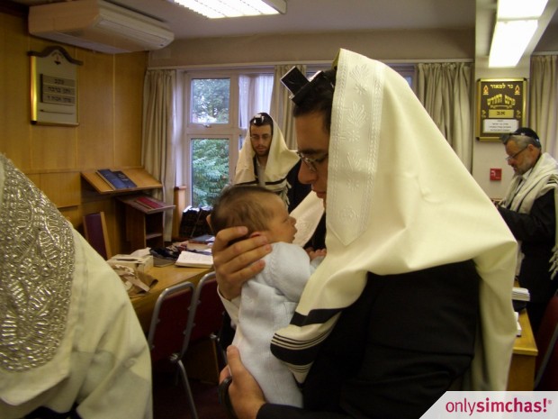 Bris  of  Yehonatan Yisroel Moshe  Son of Doniel and Ora Goldberg