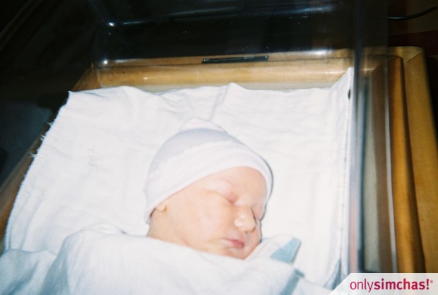 Birth  of  BABY BOY to Ari & Elisheva (Amdur) Greebel (8-4-06)