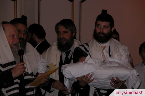 Bris  of  Eliyahu Kasowitz son of Altie (Green) & Mendy