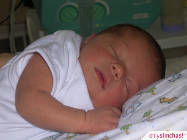 Birth  of  Baby Girl Naomi Nessyah   To Avi & Myriam Aialon