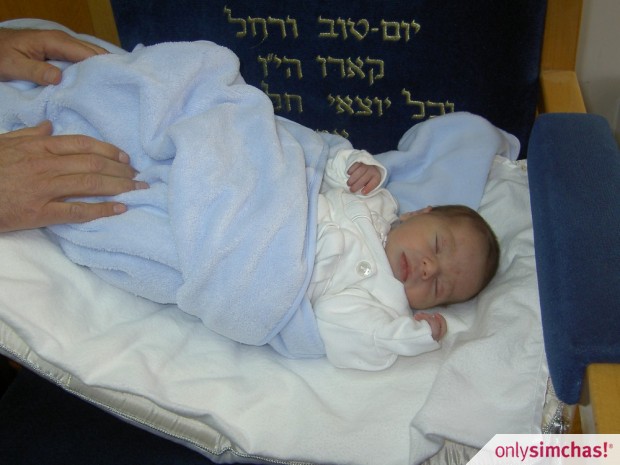 Bris  of  Amichai Zev Yehuda Dobuler ( Cooper)