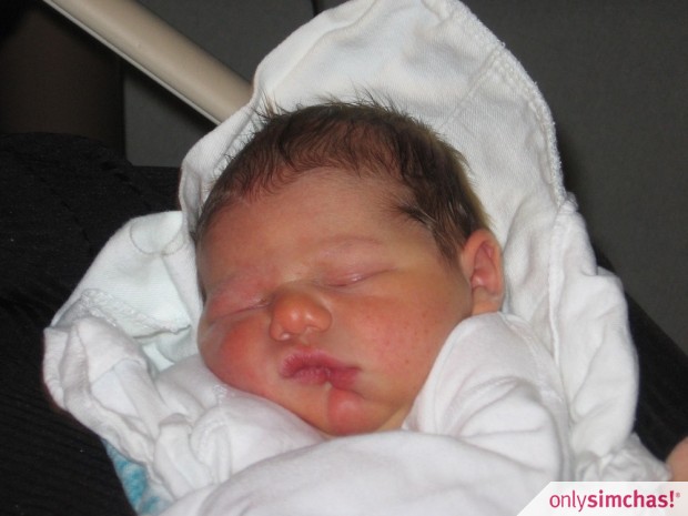 Birth  of  Baby Boy to Rabbi Shimon and  Melissa Schenker