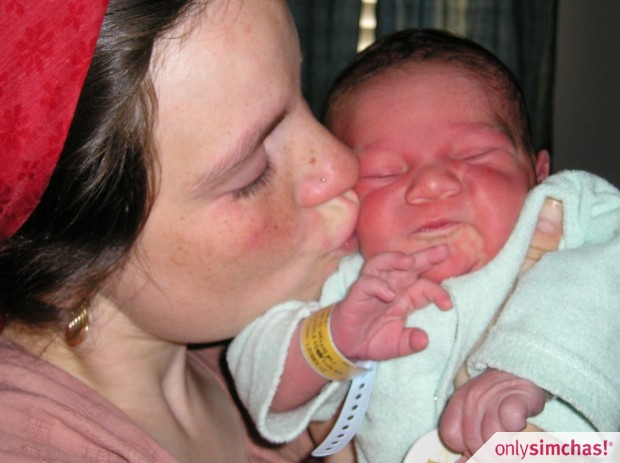 Birth  of  baby boy to Avi and Raizy  Iskowitz(Gersh)