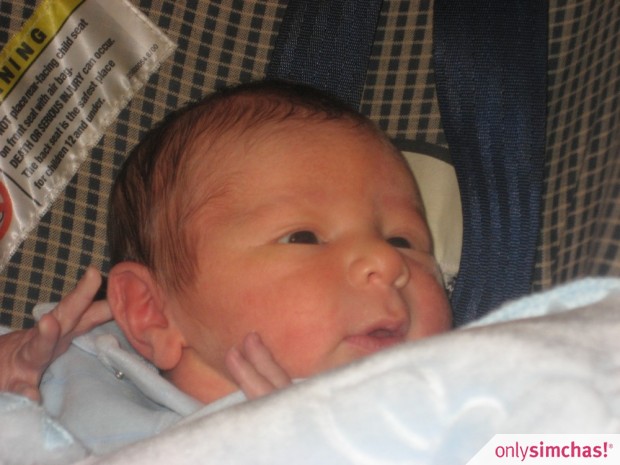 Birth  of  BABY BOY to  Moshe & Zissy Rosenfeld