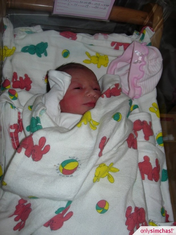 Birth  of  baby girl to Ari and  Samira Miller