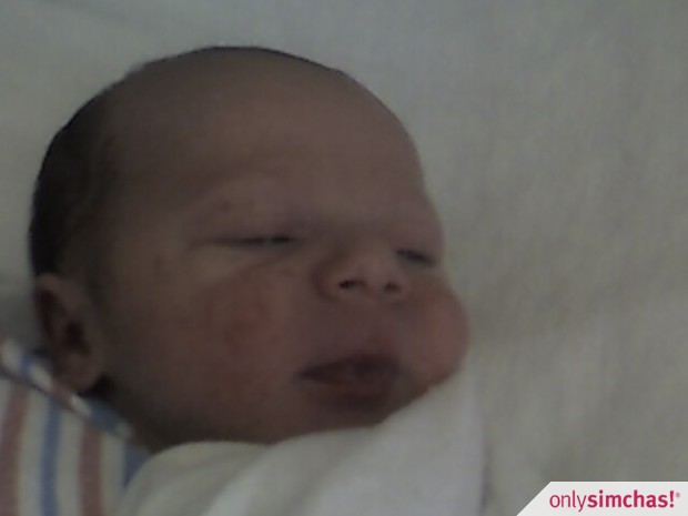 Birth  of  Baby Boy to Avrohom & Mindy (Braun) Lang