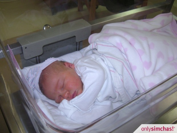 Birth  of  Ariella to Sarah & David Casden