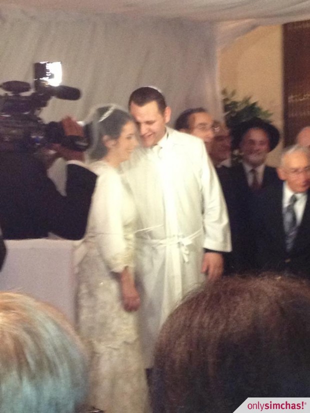Wedding  of  Devra Nusbaum & Shimon Radovsky