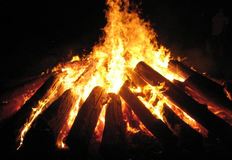 Let’s Have Safe Bonfires This Lag Baomer!