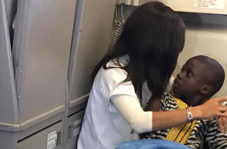Photos of Jewish Woman Comforting Autistic Boy on Plane Go Viral