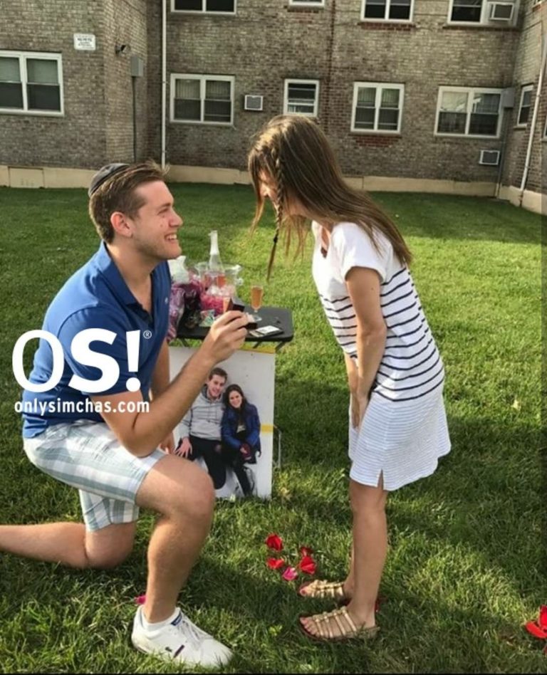 Engagement of Rachel Straus and Jason Schlessel!! #MazalTov #OnlySimchas