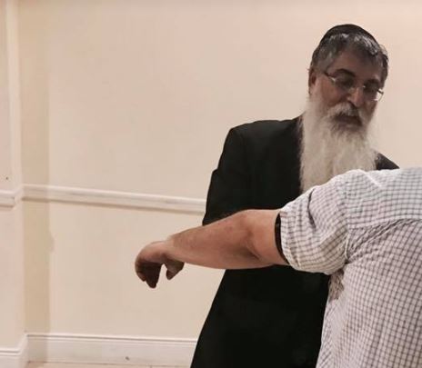 Persian Delivery Man Gets The Shock Of a Lifetime At Chabad Center