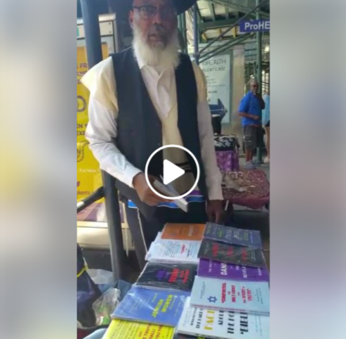 Watch: Missionary Dresses up as Rabbi in NYC!