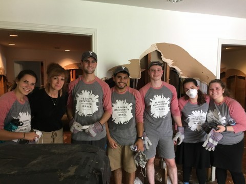 Kudos to the Eleven YU Students Who Helped with Hurricane Harvey Cleanup