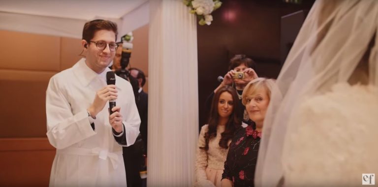 Eitan Freilich Sings his Bride Down the Aisle
