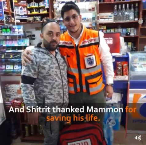 Must Watch – Hatzalah Volunteer Performs Heimlich Maneuver and Saves A Life