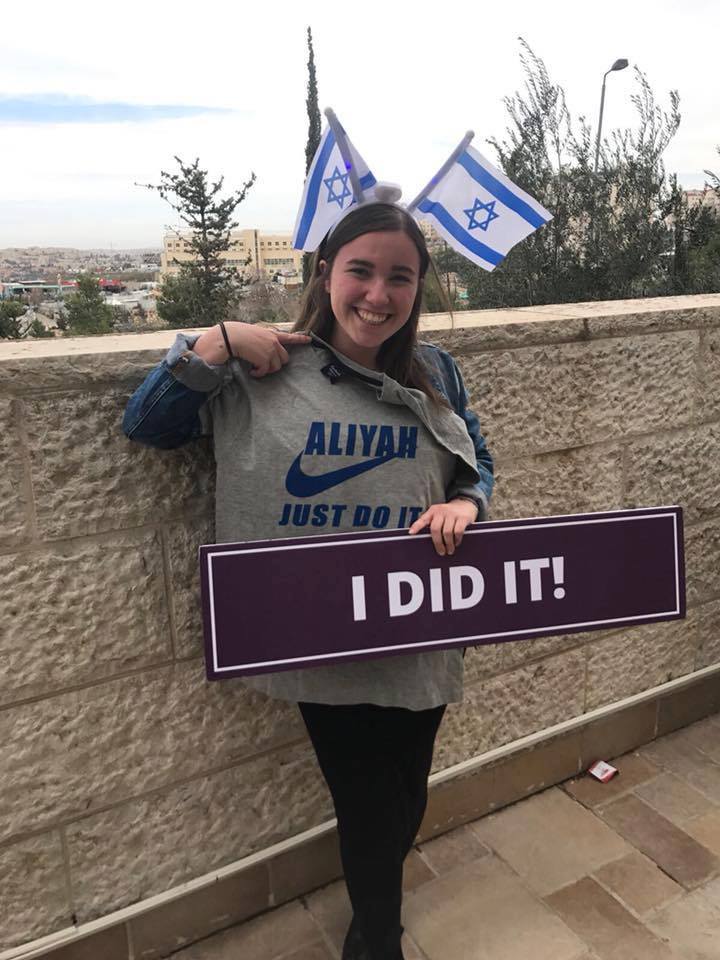 Mazel Tov to Ayala Broide on Her Aliyah Today – We Should all be This Excited about Eretz Yisraael!