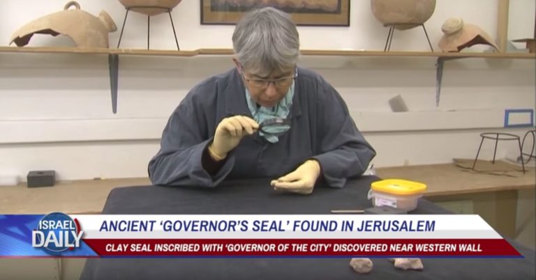 WATCH: Amazing 2700-Year-Old Archaeological Find in Jerusalem