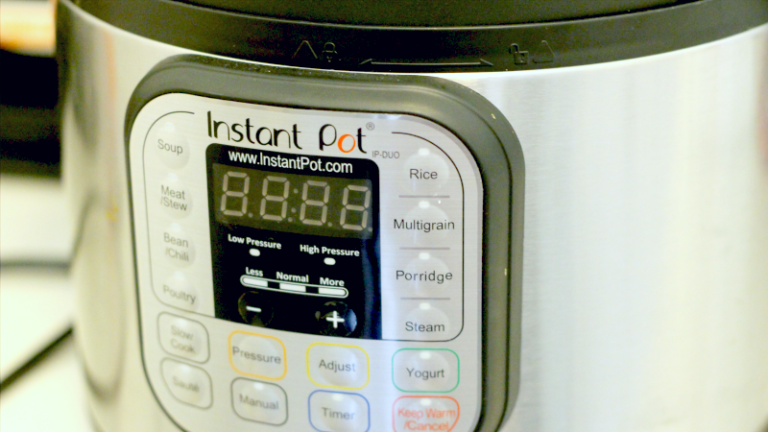 Learn How to Make Cholent in an Instant Pot Using… Facebook?