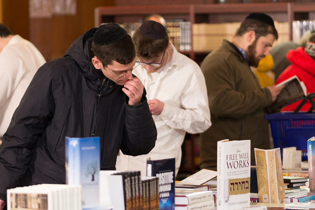Yeshiva University Seforim Sale Begins this Sunday, Feb 4th