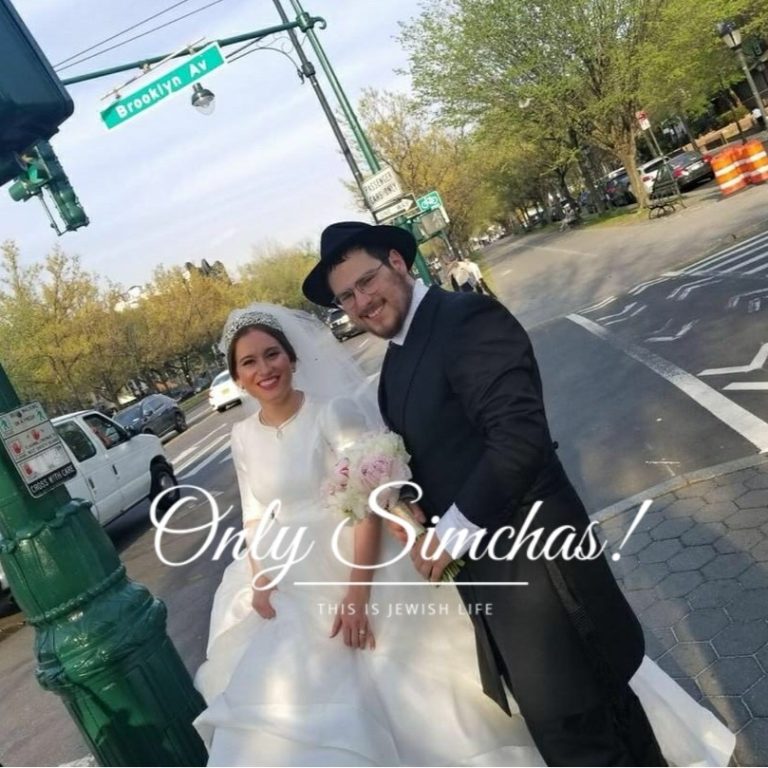Wedding of Mendel Weinstein (Crown Heights) to Sheina Caplan (Crown Heights)