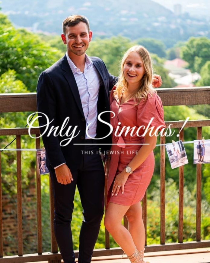 Engagement of Aaron Chazen and Hannah Swartz (#Johannesburg #SouthAfrica)!! #onlysimchas