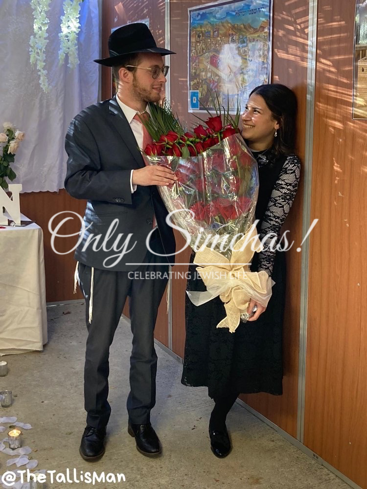 Engagement of<br>Nechama Sanders <br>To Nesanel Epstein