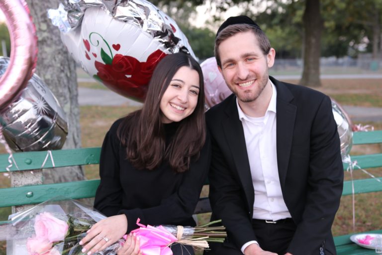 Engagement of Josh Geliebter  (Jamaica Estates)    and Arielle Jacobowitz         (Lawrence)