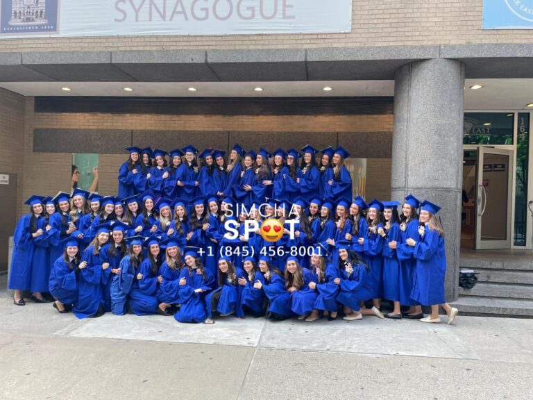 Congratulations to Manhattan High School for girls on their graduation 🎓