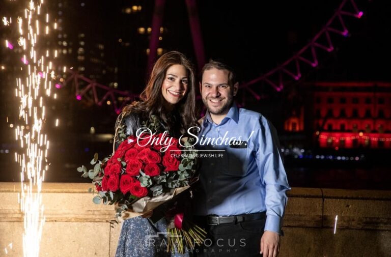 Engagement of Pinny Issler (Manchester) to Sima Waldman (London)