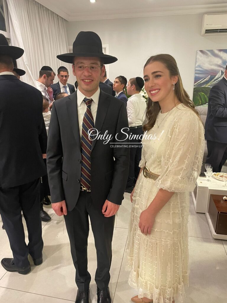 Engagement of Eliahu Srudi to Ruth Levy